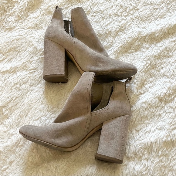 Steve Madden Nella Bootie Tan 9 - Picture 2 of 8